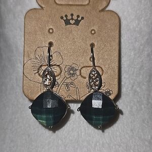 Stunning hanging stone earrings